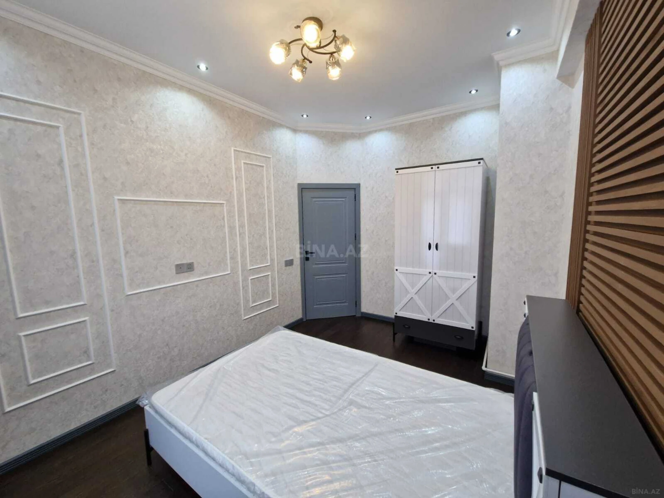 Kirayə verilir 3 otaqlı mənzil 100 m²