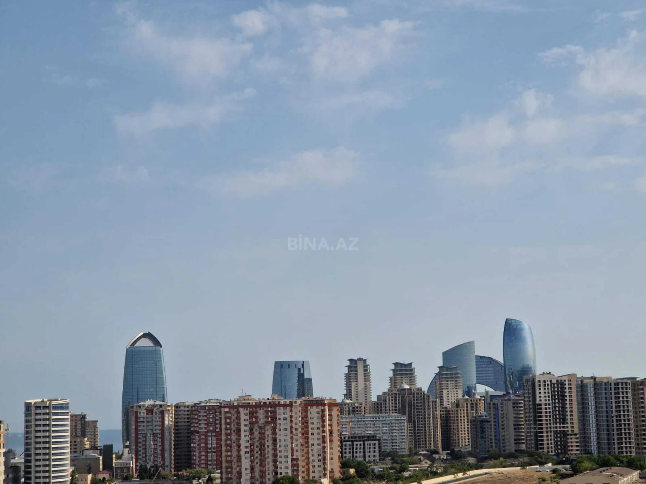 Kirayə verilir 3 otaqlı mənzil 100 m²