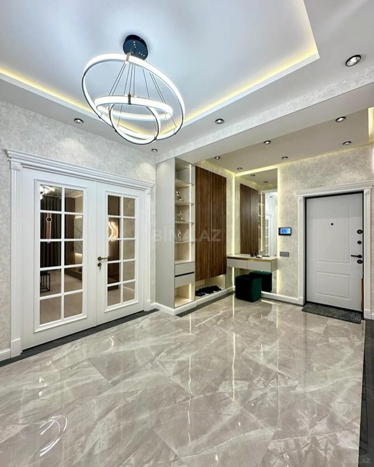 Kirayə verilir 3 otaqlı mənzil 120 m²