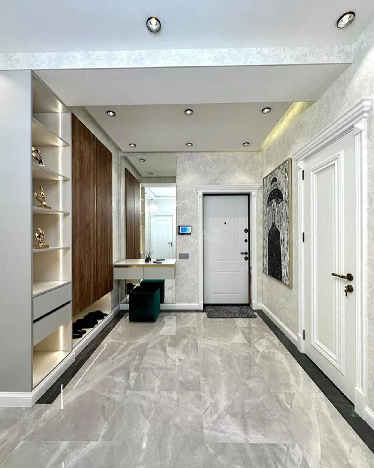 Kirayə verilir 3 otaqlı mənzil 120 m²