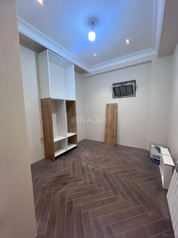 Satılır 3 otaqlı mənzil 110 m²