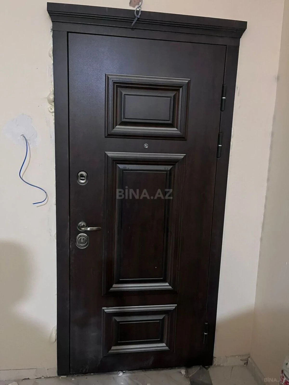 Satılır 3 otaqlı mənzil 110 m²
