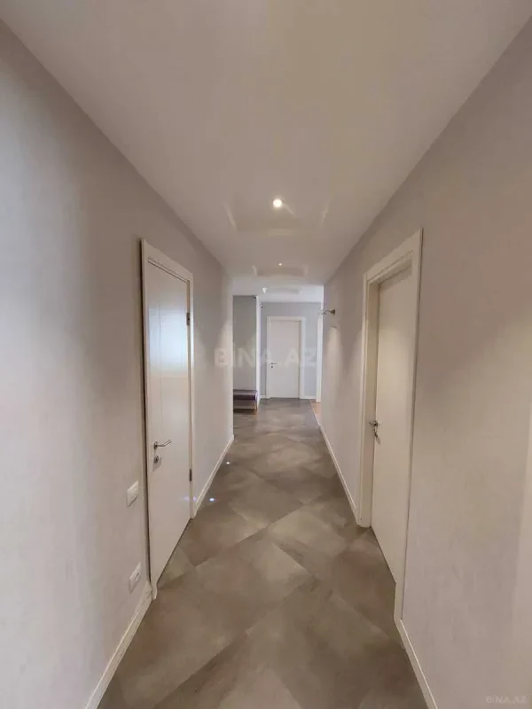 Kirayə verilir 3 otaqlı mənzil 150 m²