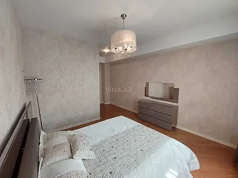 Kirayə verilir 3 otaqlı mənzil 150 m²