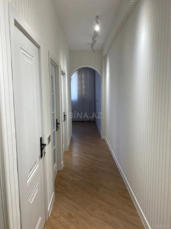 Satılır 2 otaqlı mənzil 70 m²