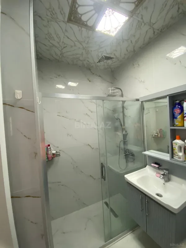 Satılır 2 otaqlı mənzil 70 m²
