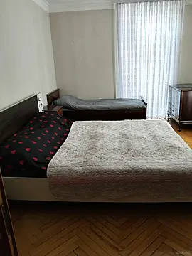 Kirayə verilir 2 otaqlı mənzil 60 m²