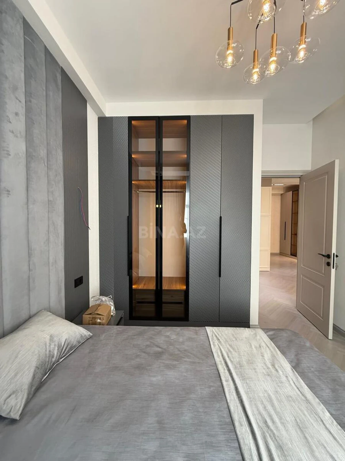 Satılır 2 otaqlı mənzil 68 m²
