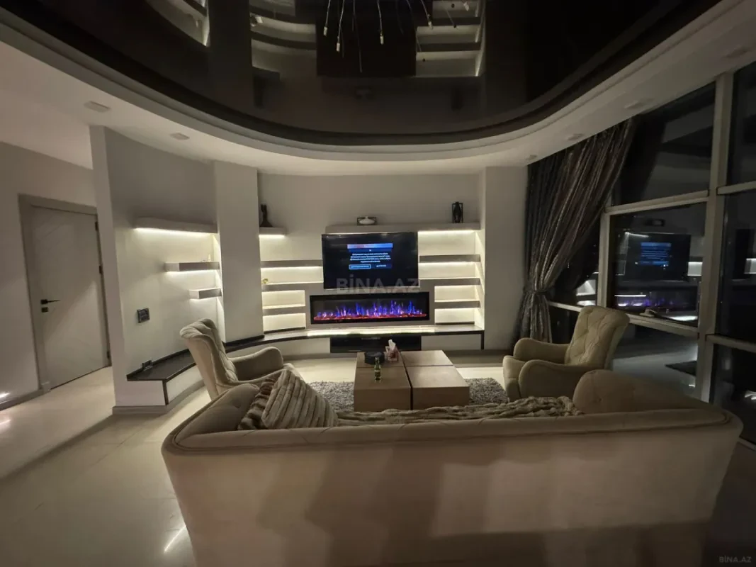 Kirayə verilir 2 otaqlı mənzil 110 m²