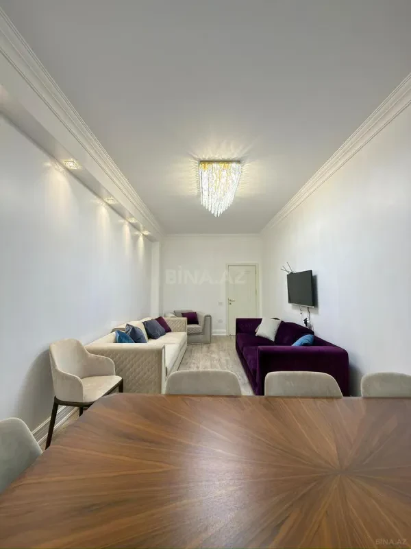 Satılır 2 otaqlı mənzil 75 m²