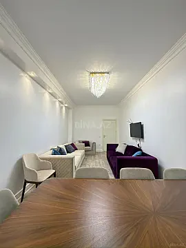Satılır 2 otaqlı mənzil 75 m²