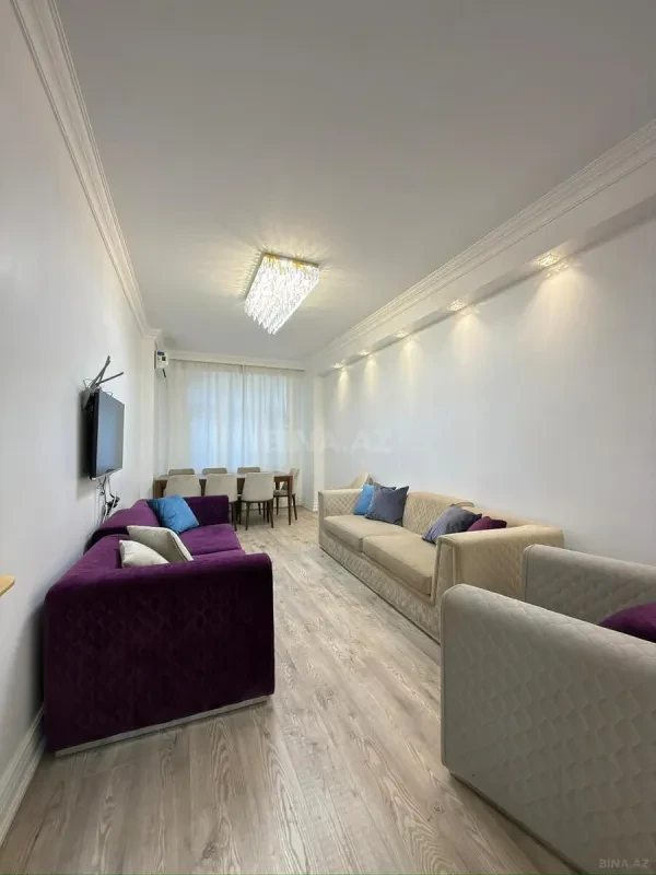 Satılır 2 otaqlı mənzil 75 m²