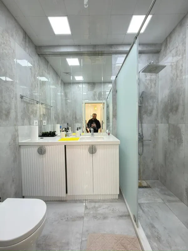 Satılır 2 otaqlı mənzil 75 m²