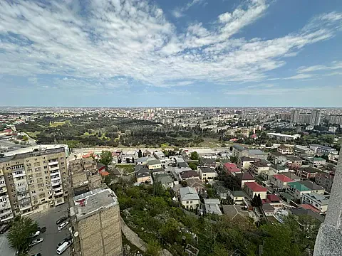 Satılır 4 otaqlı mənzil 140 m² — Bakı 4 otaq 140.00 m²