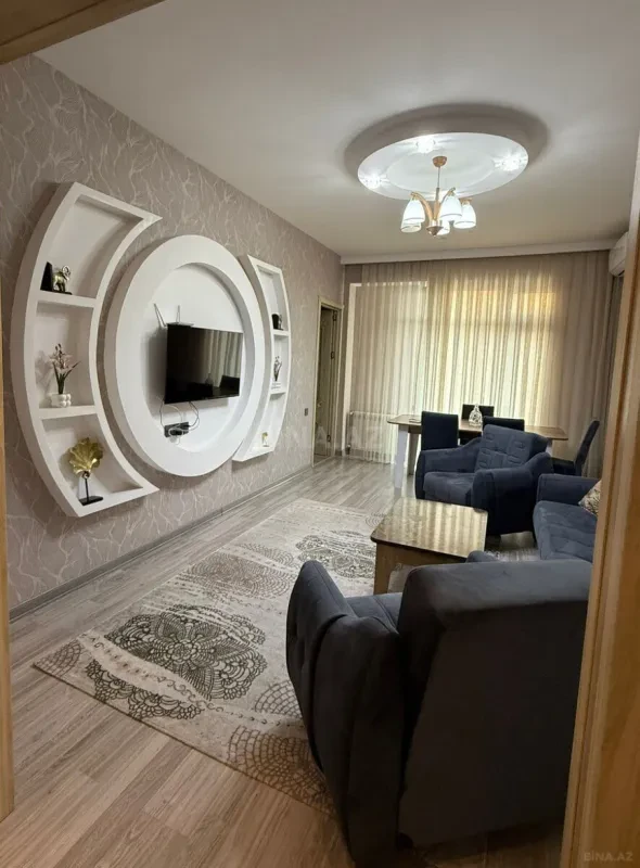 Kirayə verilir 3 otaqlı mənzil 106 m²