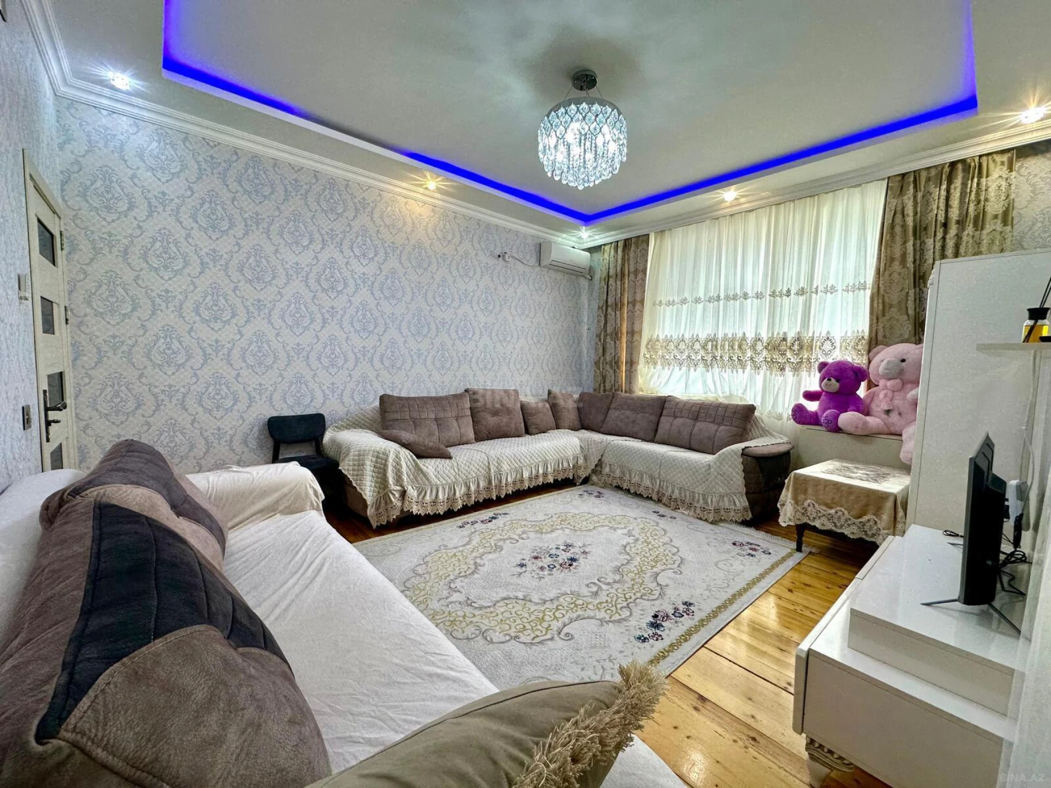 Satılır 3 otaqlı mənzil 106 m²