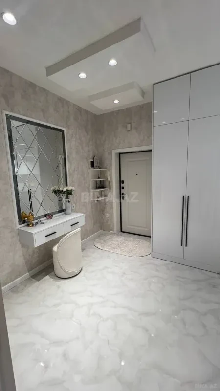 Kirayə verilir 2 otaqlı mənzil 55 m²