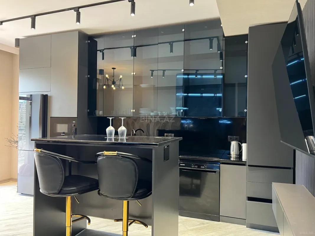 Kirayə verilir 3 otaqlı mənzil 105 m²
