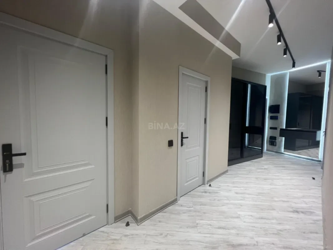 Kirayə verilir 3 otaqlı mənzil 105 m²