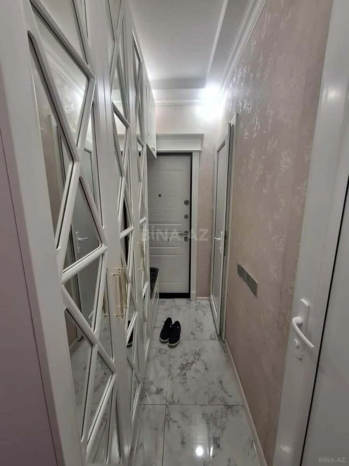 Satılır 3 otaqlı mənzil 60 m²