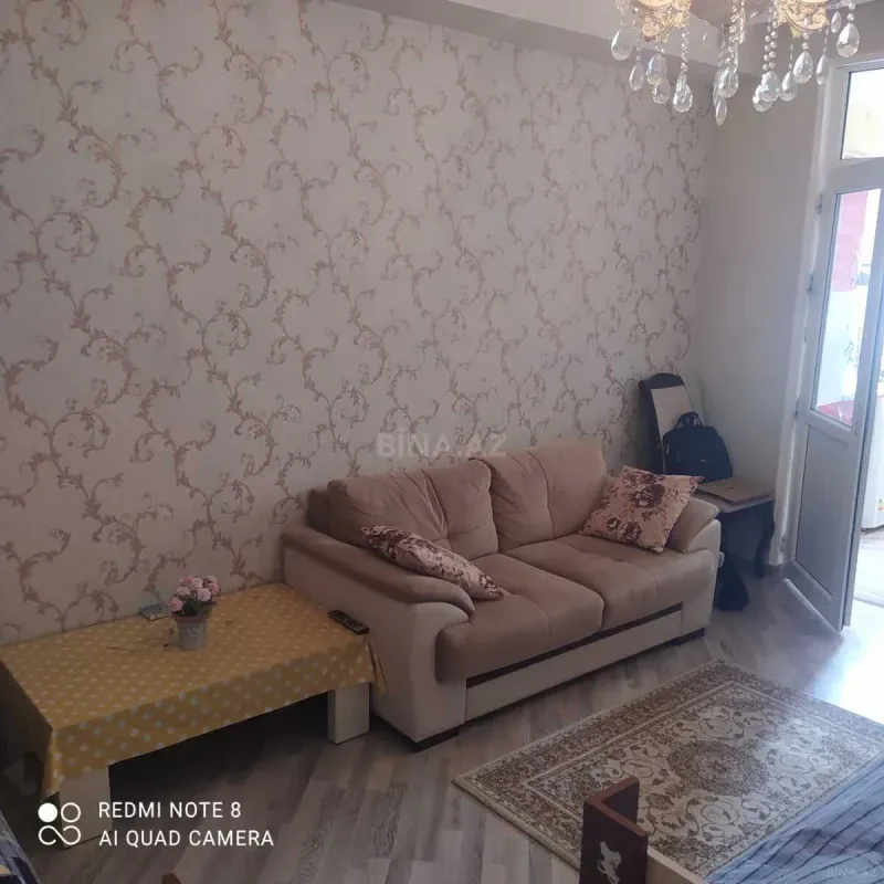 Kirayə verilir 2 otaqlı mənzil 60 m²