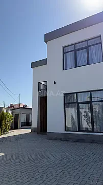 Satılır 5 otaqlı həyət evi 180 m²