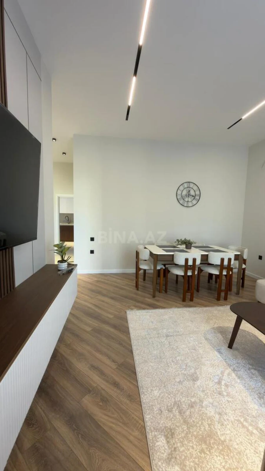 Satılır 5 otaqlı həyət evi 180 m²