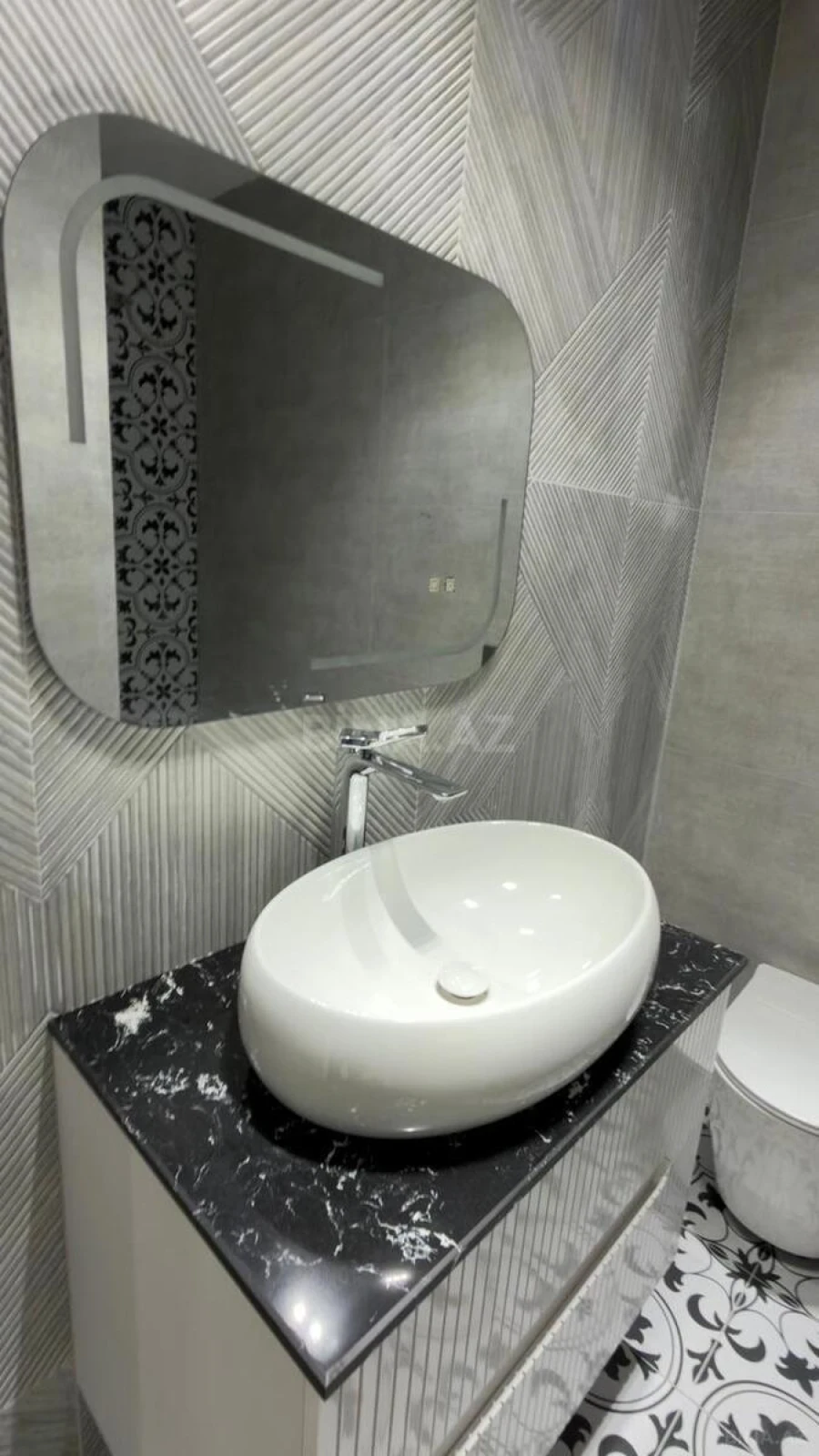 Satılır 5 otaqlı həyət evi 180 m²