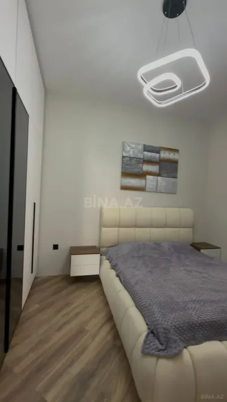 Satılır 5 otaqlı həyət evi 180 m²