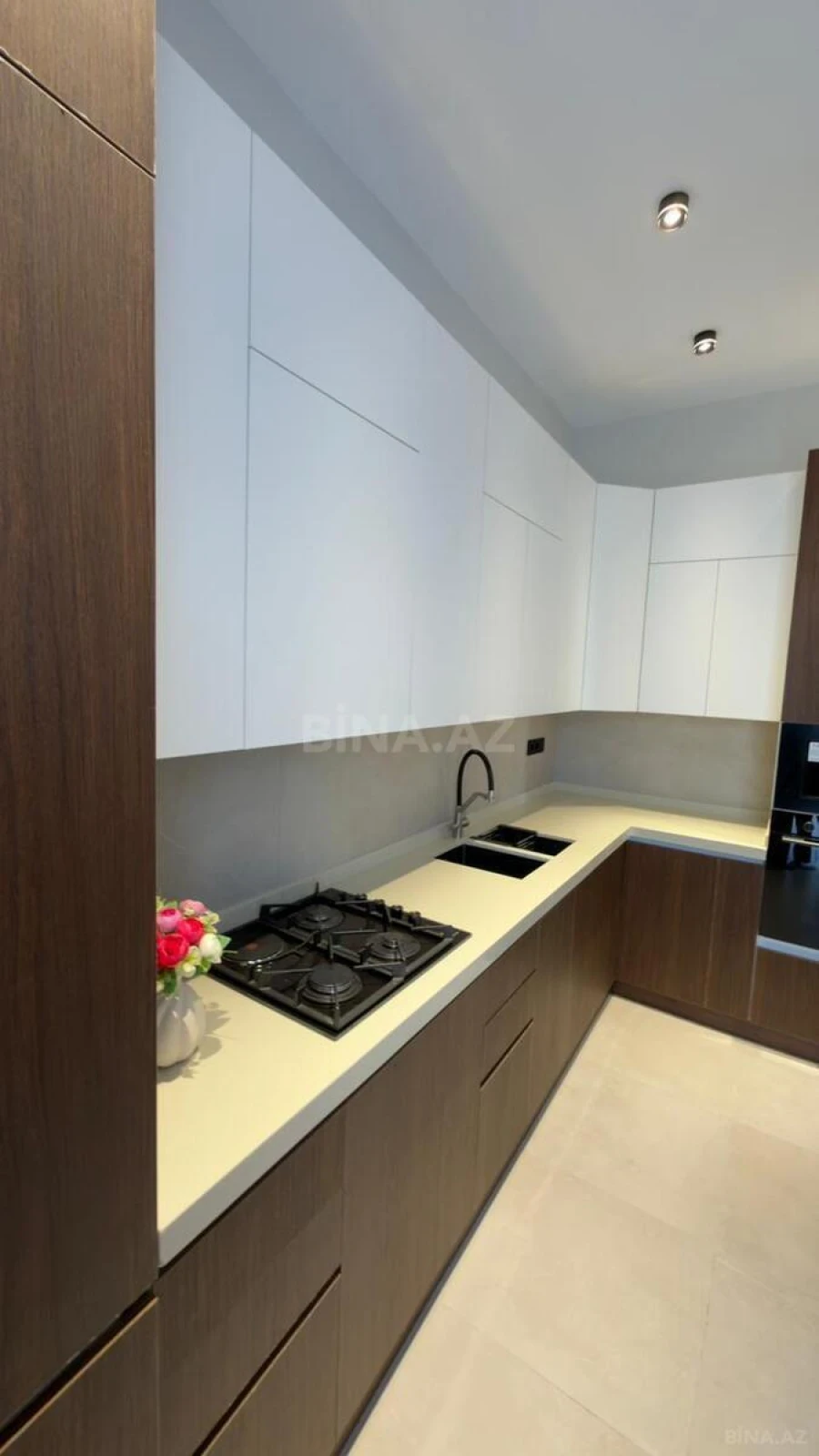 Satılır 5 otaqlı həyət evi 180 m²
