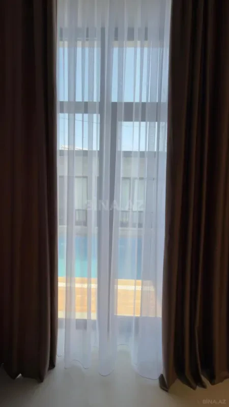 Satılır 5 otaqlı həyət evi 180 m²