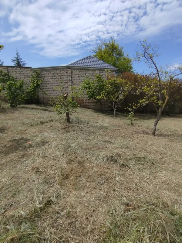 Satılır torpaq sahəsi 2 m²
