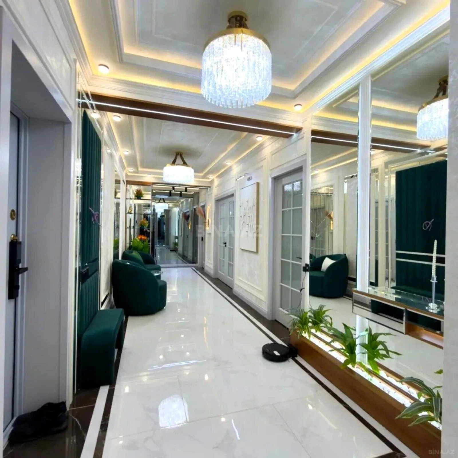 Satılır 3 otaqlı mənzil 164 m²