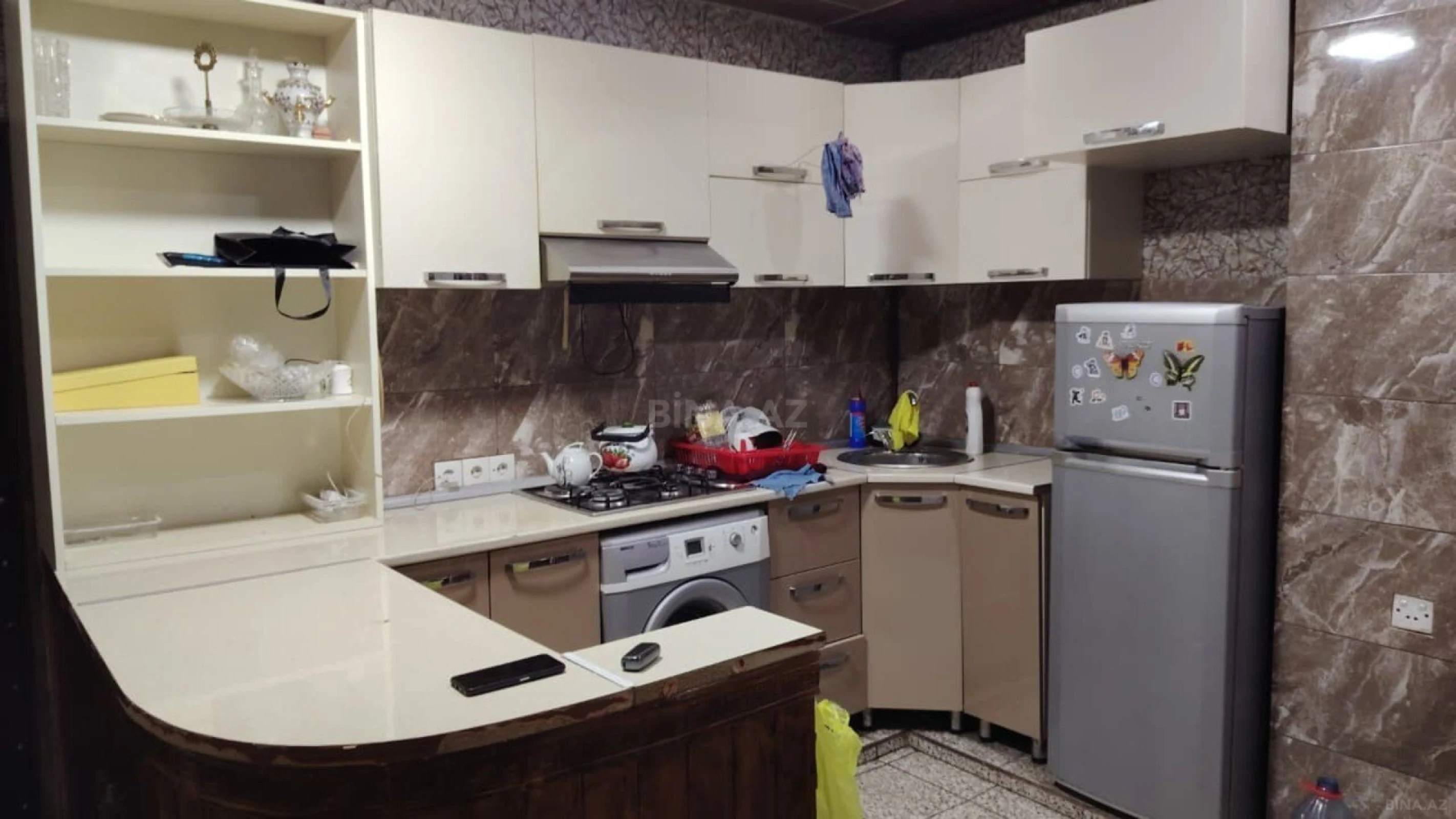 Kirayə verilir 2 otaqlı mənzil 110 m²