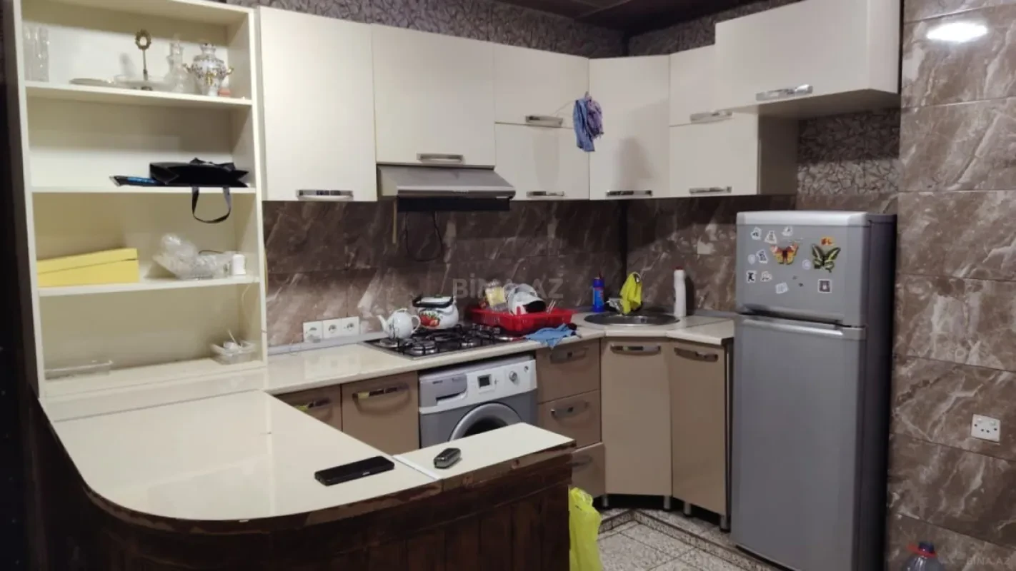 Kirayə verilir 2 otaqlı mənzil 110 m²