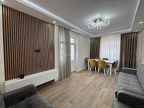 Satılır 2 otaqlı mənzil 65 m² — Bakı, Əhmədli 2 otaq 65.00 m²