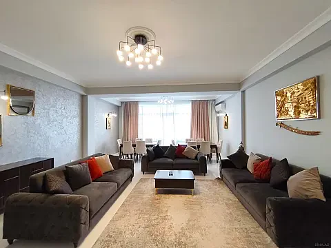 Kirayə verilir 5 otaqlı mənzil 200 m² — Bakı 5 otaq 200.00 m²