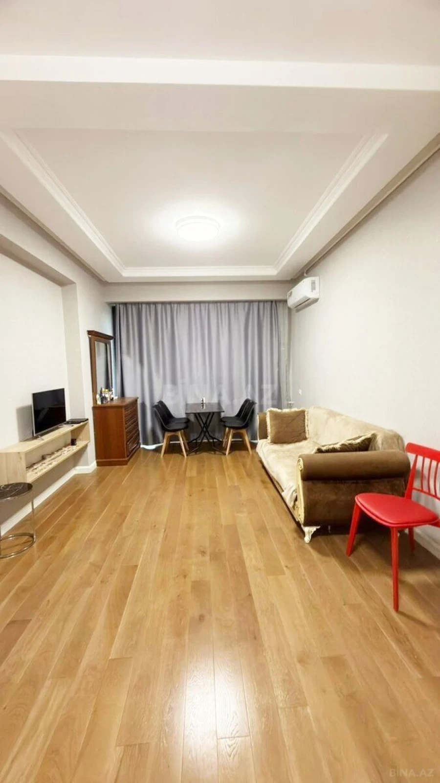 Kirayə verilir 2 otaqlı mənzil 60 m²