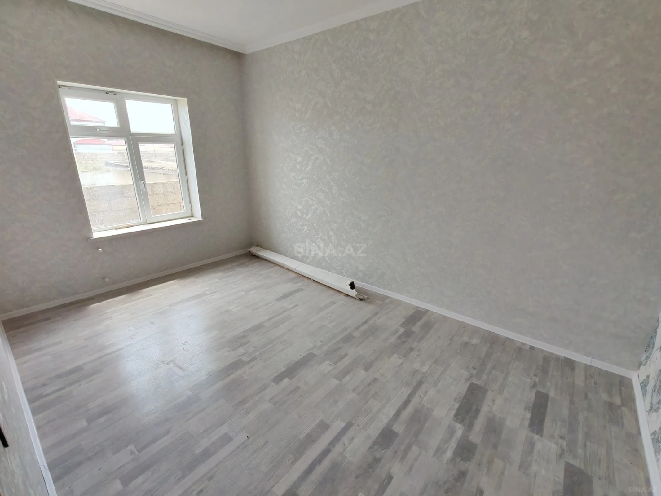 Satılır 4 otaqlı həyət evi 125 m²