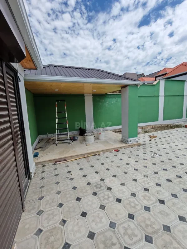 Satılır 4 otaqlı həyət evi 125 m²