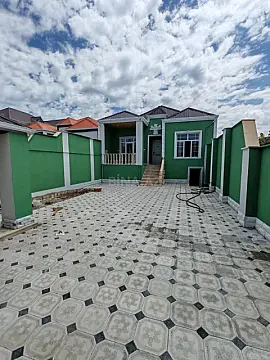 Satılır 4 otaqlı həyət evi 125 m²