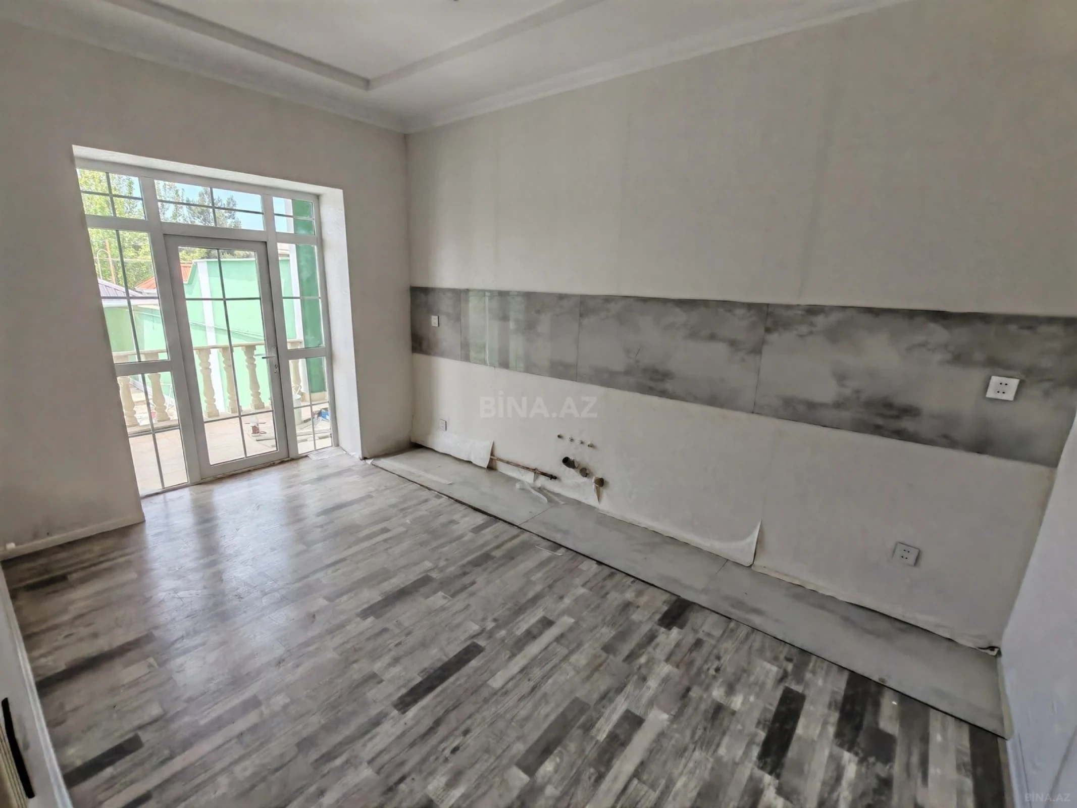 Satılır 4 otaqlı həyət evi 125 m²