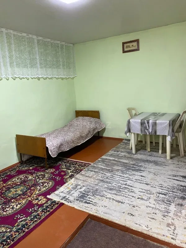 Kirayə verilir 1 otaqlı həyət evi 20 m²