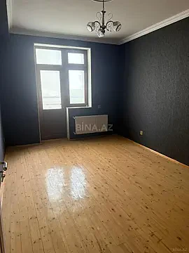 Satılır 4 otaqlı mənzil 110 m²