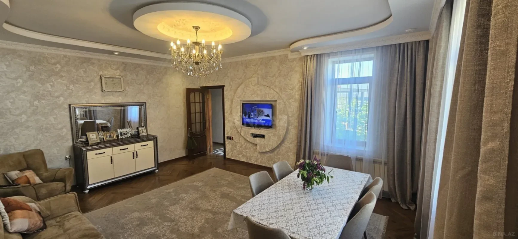 Satılır 6 otaqlı həyət evi 270 m²