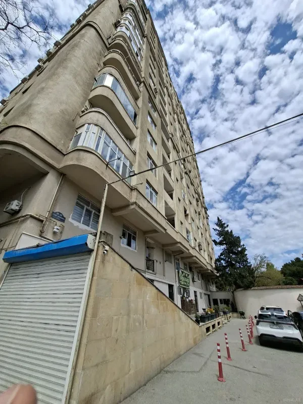 Satılır 3 otaqlı mənzil 80 m²