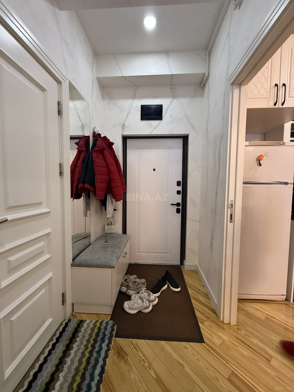 Satılır 2 otaqlı mənzil 57 m²