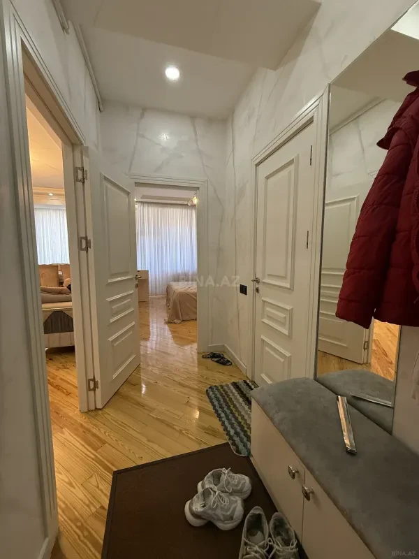 Satılır 2 otaqlı mənzil 57 m²