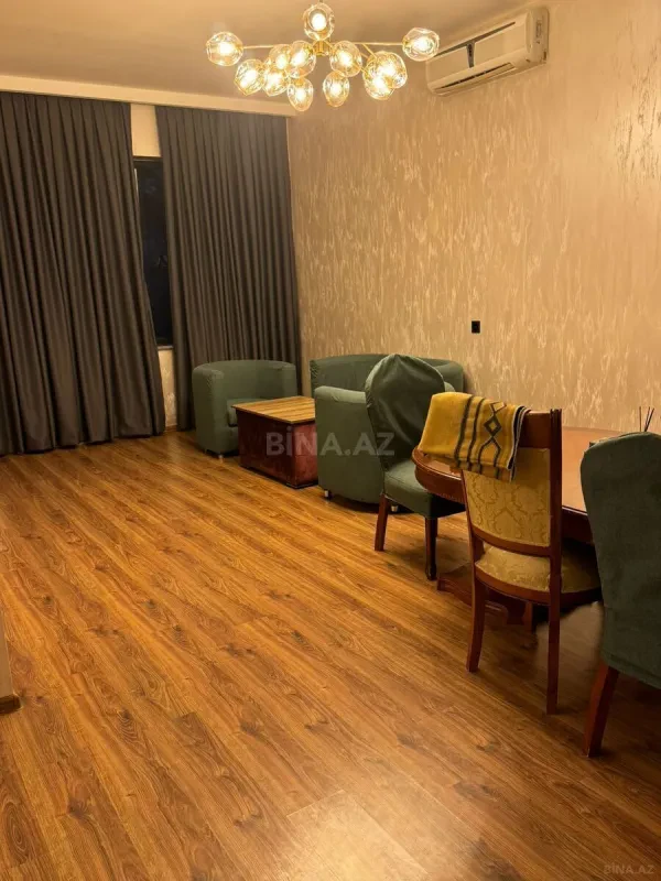 Kirayə verilir 5 otaqlı həyət evi 450 m²
