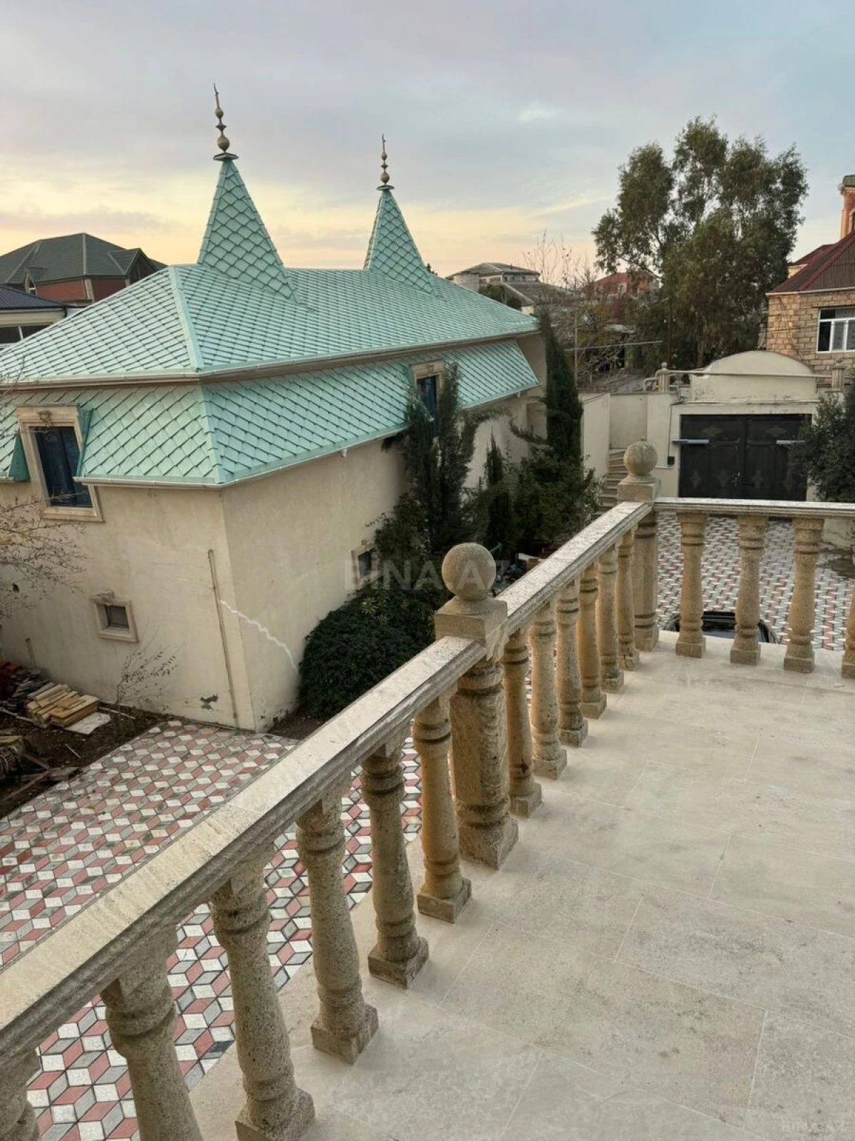 Kirayə verilir 5 otaqlı həyət evi 450 m²